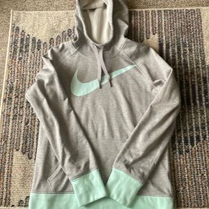 Nike therma-fit hoodie